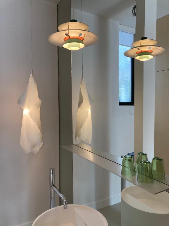 Le Garage Downtown Serviced Apartment La Haya Exterior foto