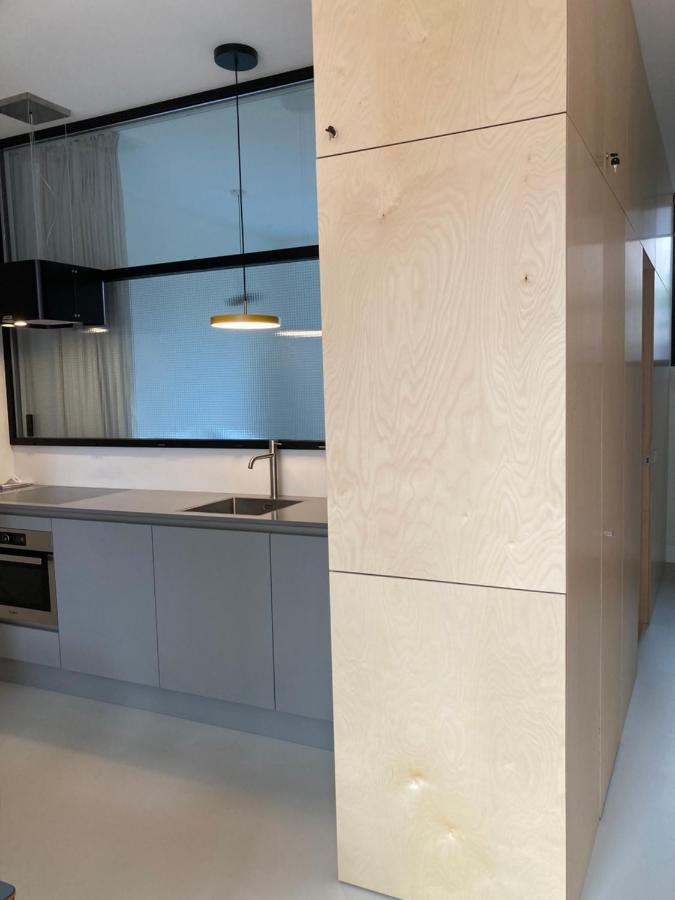 Le Garage Downtown Serviced Apartment La Haya Exterior foto