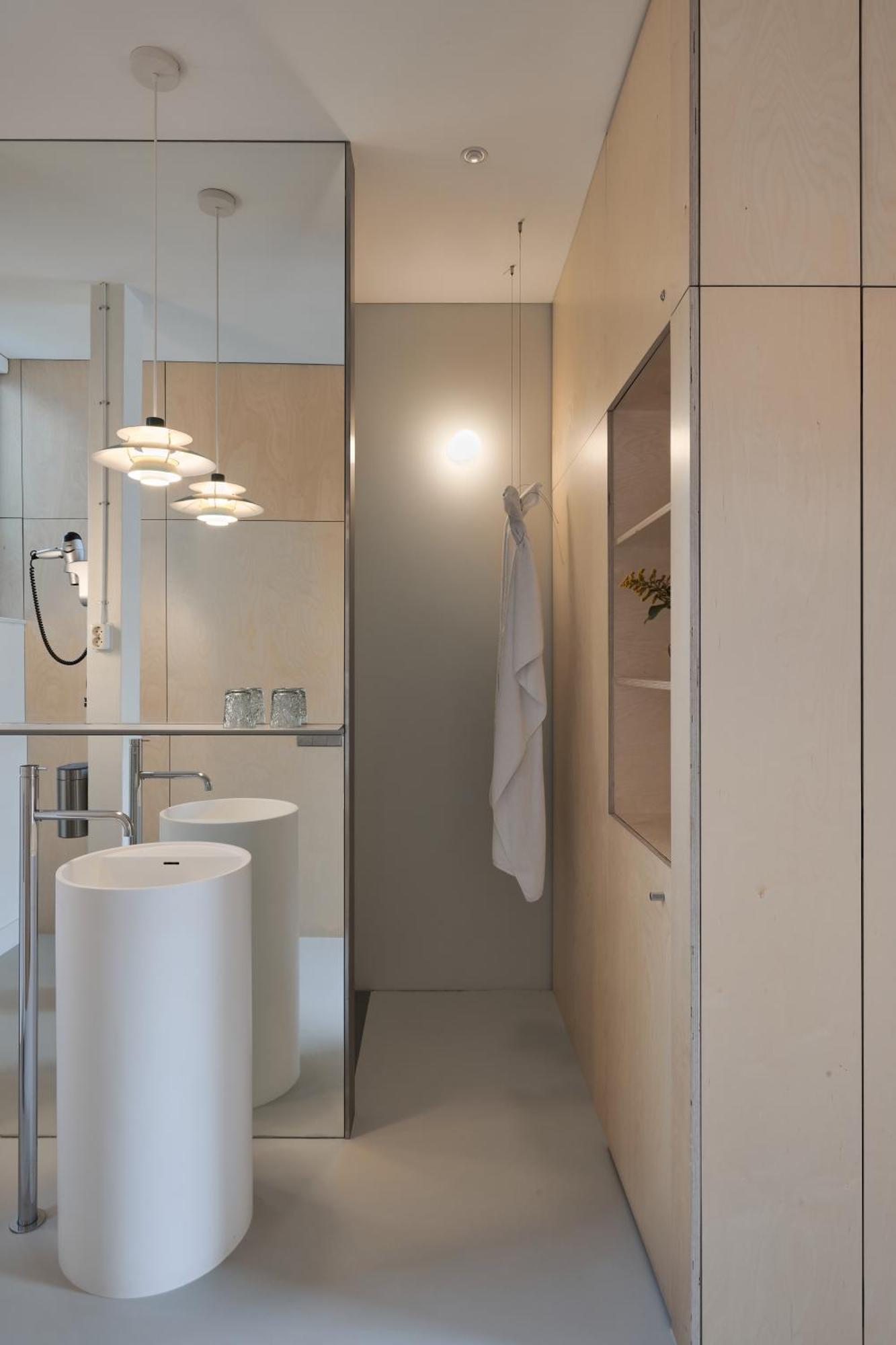 Le Garage Downtown Serviced Apartment La Haya Exterior foto